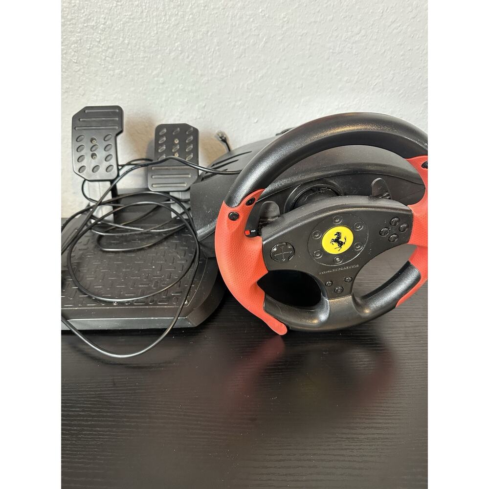 Thrustmaster Ferrari Racing Wheel Red Legend Edition for PS3 or PC grip is peel